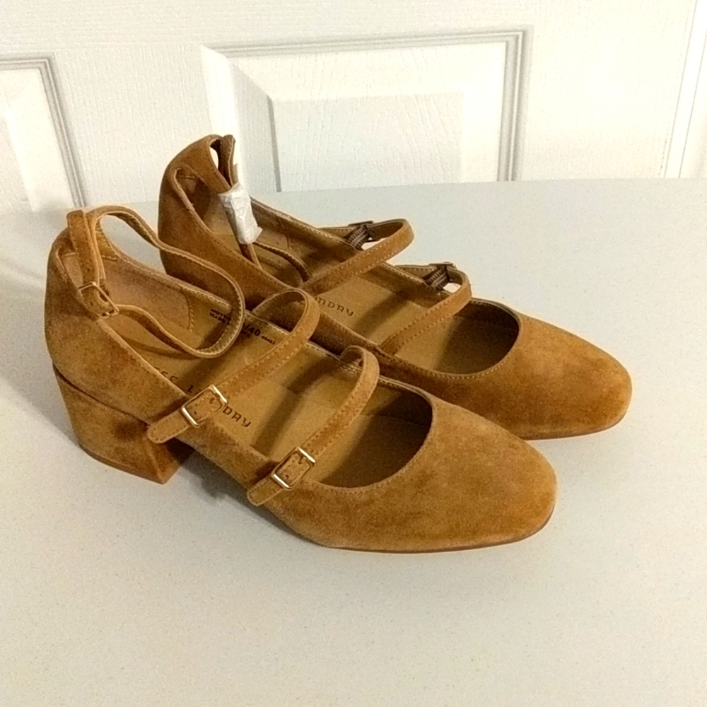Chinese Laundry Suede 3 Strap Mary Janes size 9